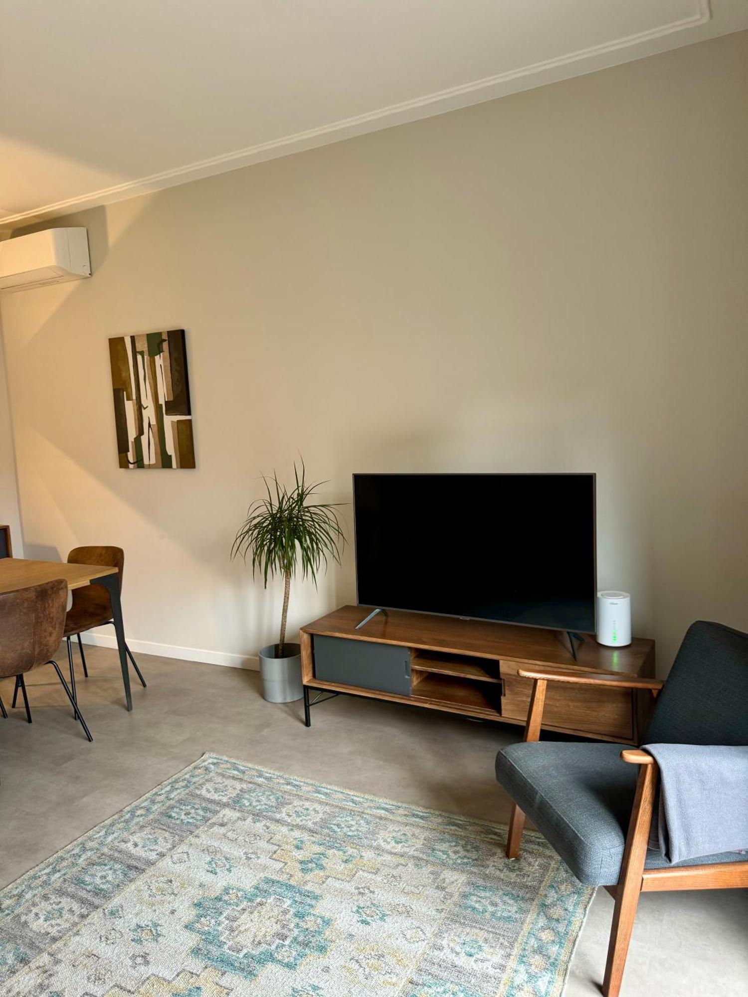 Maison Floran Appartamento In Centro A Trieste Bagian luar foto